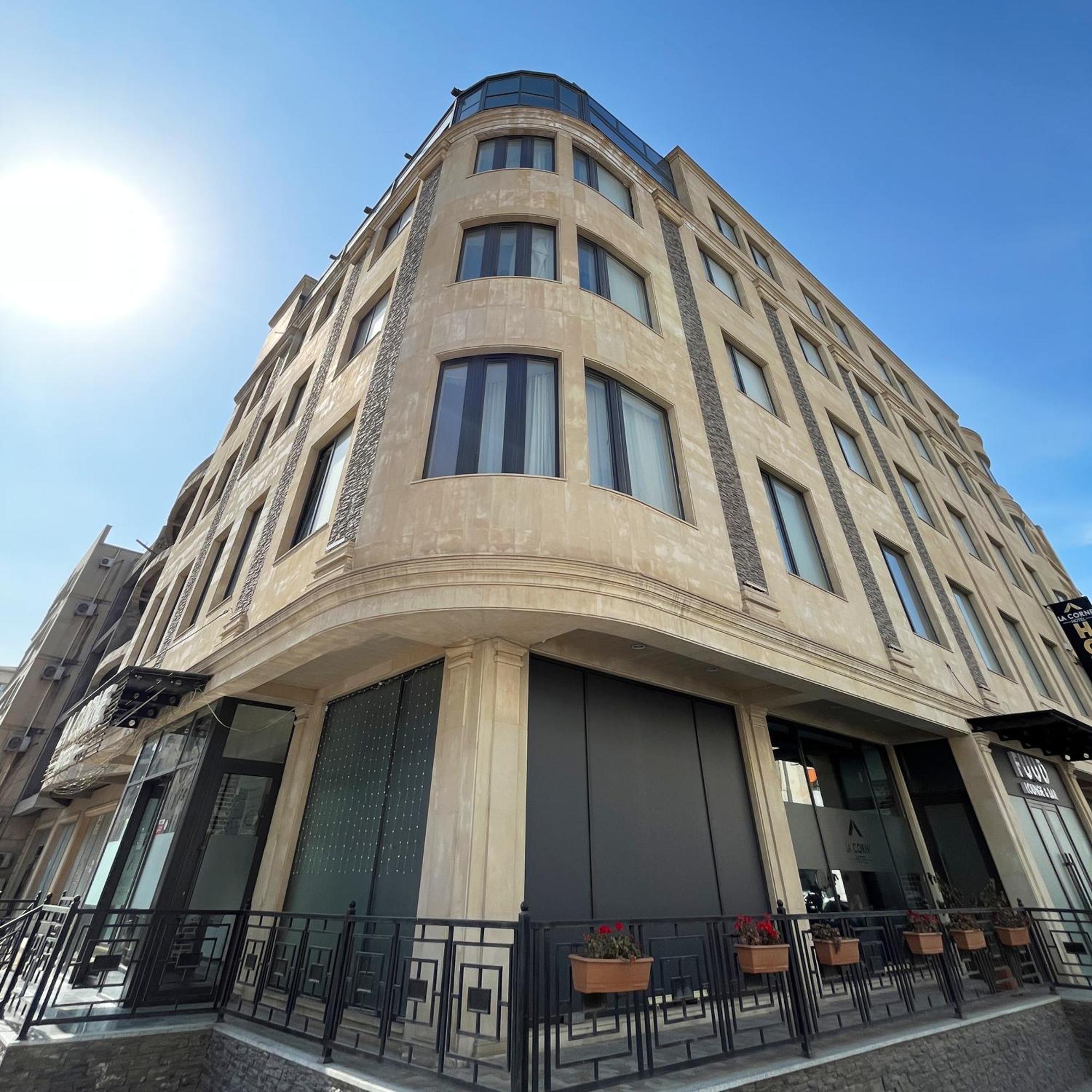 La Corne Hotel Баку Екстериор снимка